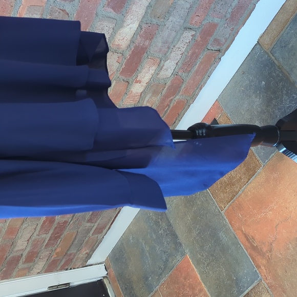 NWT Navy blue long blouse. - Picture 3 of 6